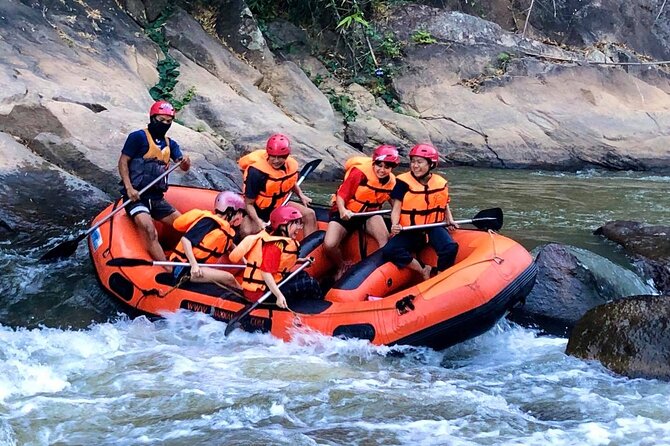 Khampan Rafting: White Water Rafting Guided Adventure in Chiang Mai - The Phachee Waterfall stop: swim, jump, slide