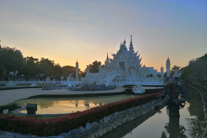 Lady Driver and Guide - Wat Chedi Luang Varavihara: Chiang Mai’s biggest pagoda