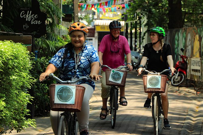 LIFECYCLING - Half Day City Bike Tour - Stop 2: Warorot Market (Kad Luang)—the tasting stop you’ll remember