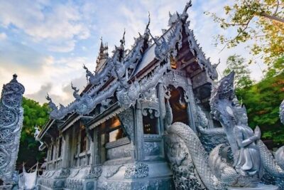 Long Neck Village, Silver Temple & Chiang Mai Top Cultural Sites - Getting Around: The Red Songtaew Reality Check