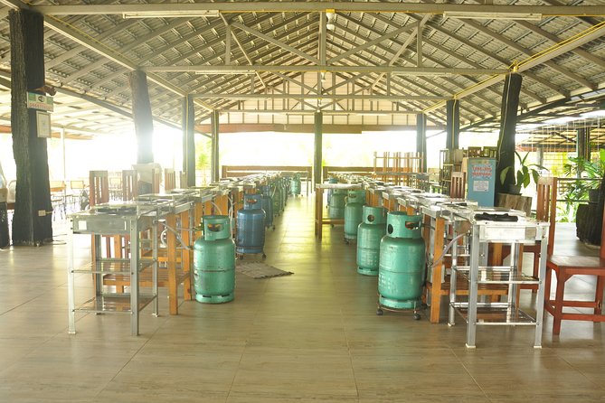 Morning Cooking Class in Organic Farm with Local Market Tour - Morning in Chiang Mai: market first, then farm cooking