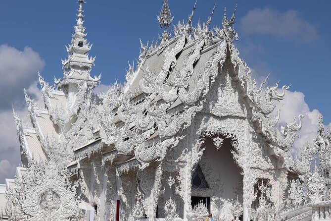Private Tour Chiang Rai 3 Wonderful Temples & Lalitta Cafe - Quick hits: what makes this Chiang Rai route work