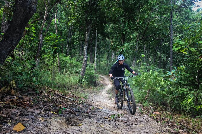 Smoke on the Water Trail Mountain Biking Tour Chiang Mai - Jungle singletrack and double track: expect effort, not just scenery