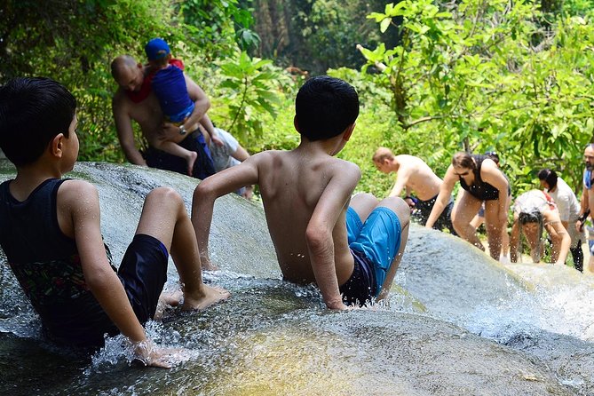 Zipline+Sticky waterfall+Long Neck Village Private Tour - A Private Chiang Mai Adventure With Zipline, Long Necks, and Sticky Waterfall